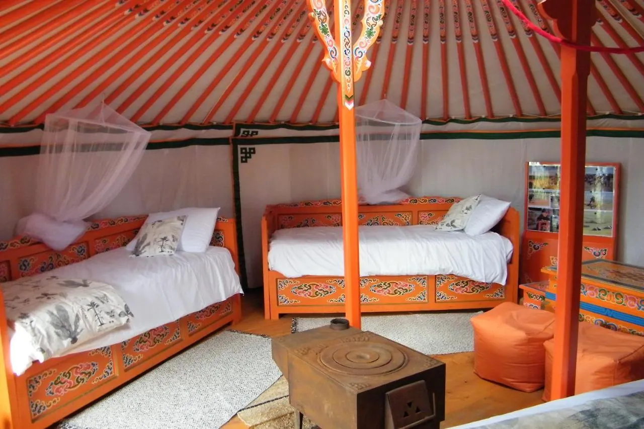 Hôtel Ferme Lou Pagora à Tiranges Tente de luxe